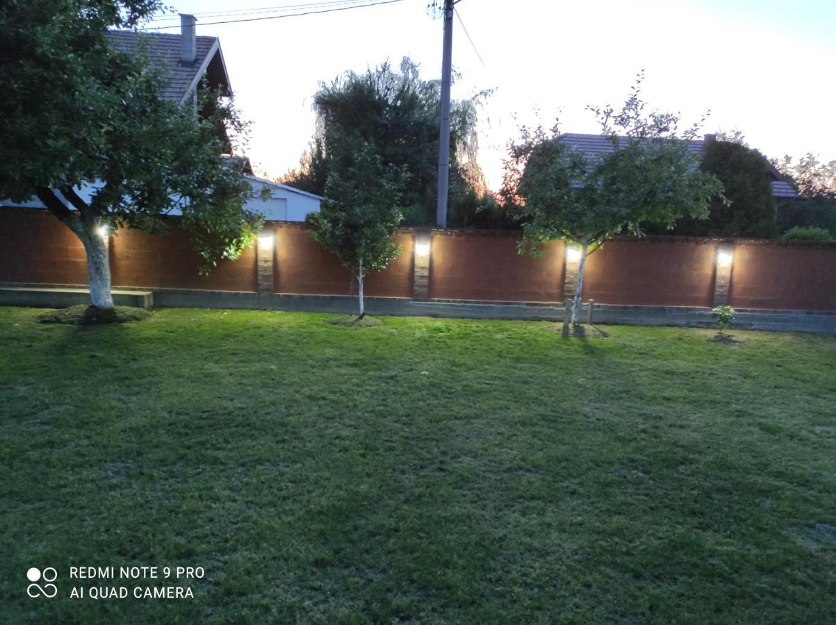 Apartman A&E Zivinice ภายนอก รูปภาพ